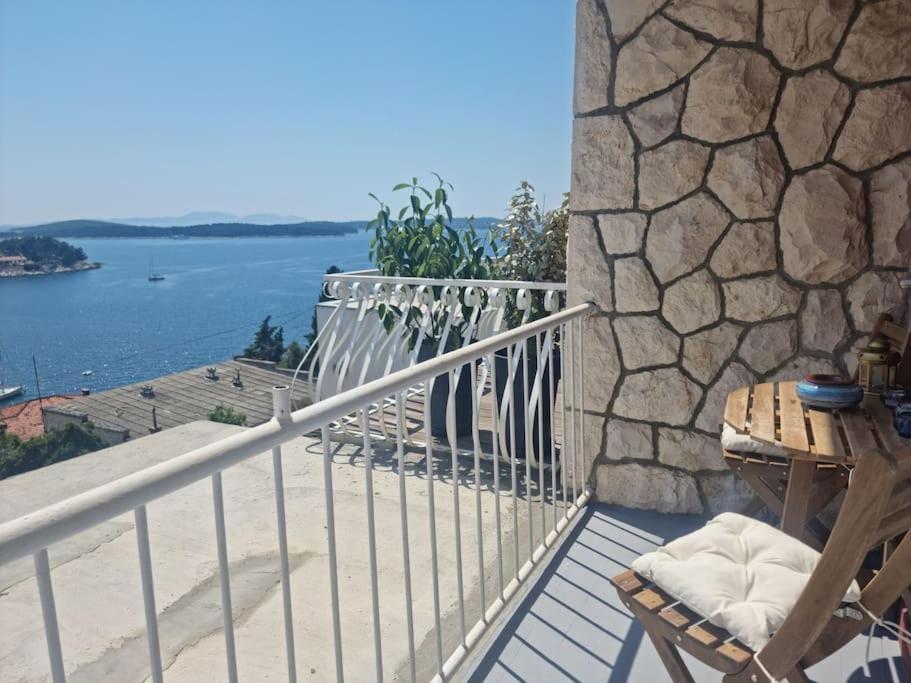 Private Room With View 1 Hvar Town Zewnętrze zdjęcie